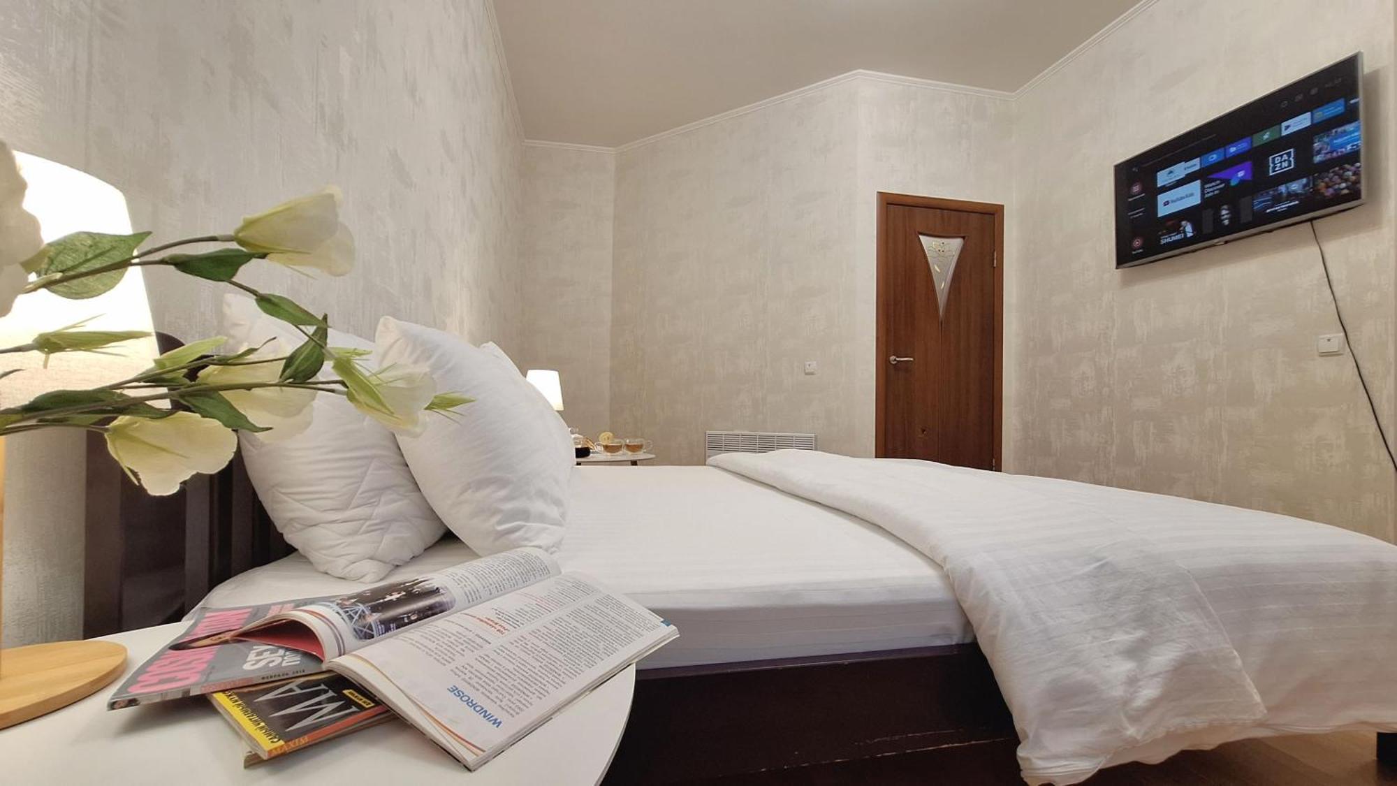 Один Каштан Мережа Alex Apartments Безконтактне Заселення 24-7 Poltava Eksteriør billede